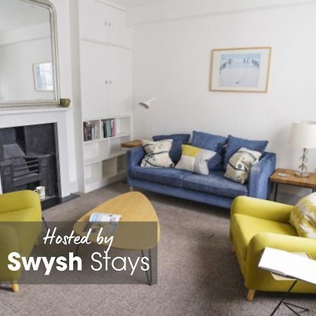 Paskins, Cowes - Sleeps 4 - 2 Bed - 2 Bath - Central Location Exteriör bild